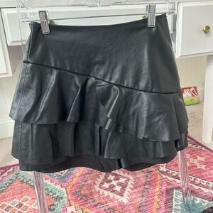 Vestique Black Tiered Mini Skirt